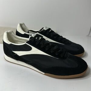 Zara Men's Retro Style White and Black Sneakers